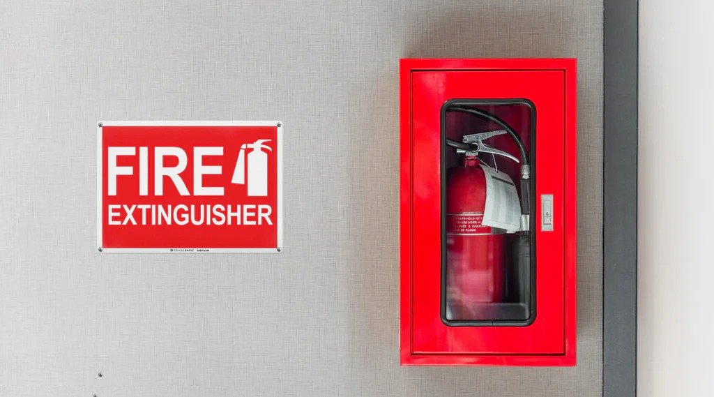 fire estigushers-signage....